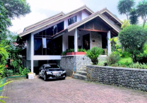 Holidayhome Alam Cipanas Puncak